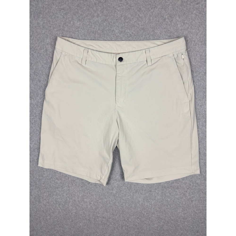 Lululemon Commission Shorts Mens 34 Khaki 9" Technical Stretch Golf LM7B96S